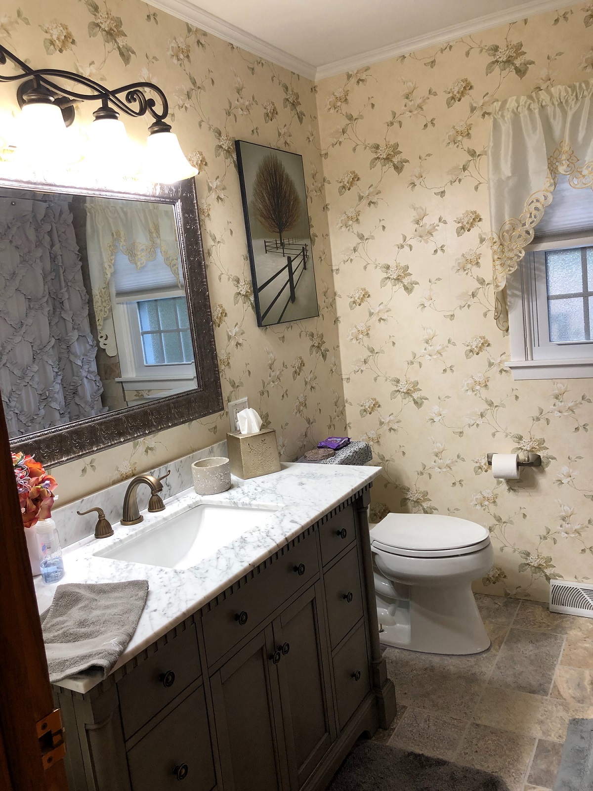 Is wallpaper waterproof for bathrooms?