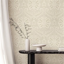 Traditional Damask Beige Italian Wallpaper