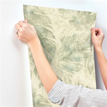 Sanne Green Palm Wallpaper