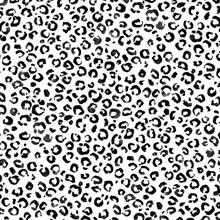Daisy Bennett Peel and Stick Animal Print Classic Leopard Black and Wh